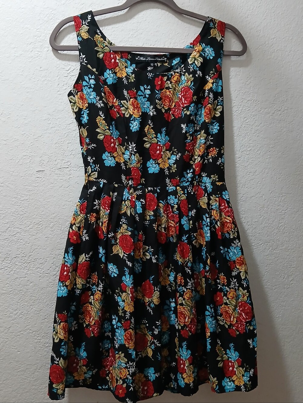 Mela loves london Nwot size 10 Floral Fit & Flare Dress -